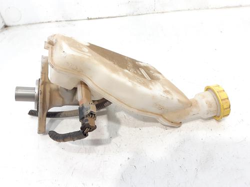 Used Brake master cylinder CITROËN C4 CACTUS 1.2 VTi 82 (82 hp) 25727072
