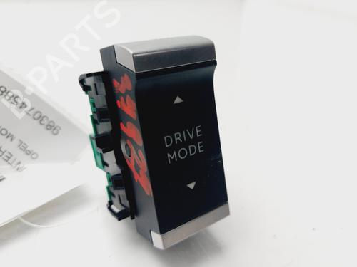 switch-opel-mokka-2020-32778281 main image