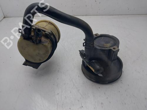 Used Steering pump Steering pump RENAULT MEGANE I Classic (LA0/1_) 1.6 16V (LA00, LA04, LA0B, LA11, LA16, LA19, LA1J, LA1K,... (107 hp) 33956843 33956843