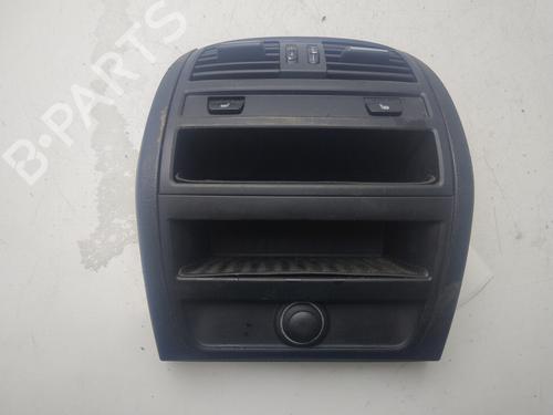 Mittelkonsole BMW 5 (F10) 525 d xDrive (218 hp) 31026728