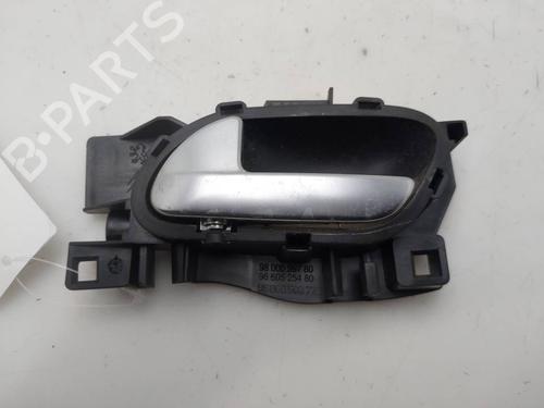 front-left-interior-door-handle-citroen-c4-picasso-ii-2013-39978114 main image