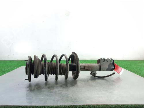 Used Right front shock absorber TOYOTA COROLLA (_E12_) 1.6 VVT-i (ZZE121_, ZZE121R) (110 hp) 8334049