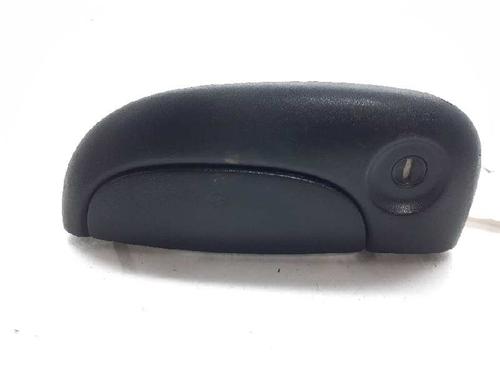Used Front left exterior door handle RENAULT KANGOO (KC0/1_) 1.6 16V 4x4 (KC0P, KC0S, KC0L) (95 hp) 3687409