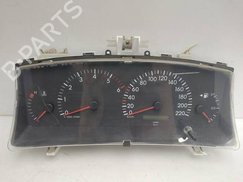 Used Instrument cluster Instrument cluster TOYOTA COROLLA (_E12_) 2.0 D-4D (CDE120R, CDE120L_) (110 hp) 40154075 40154075