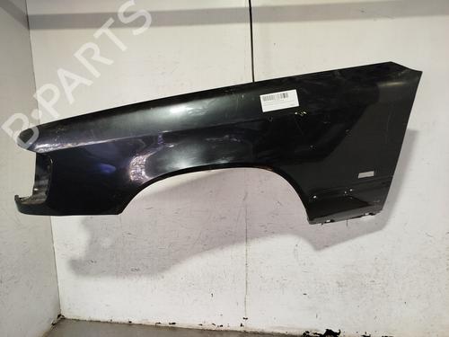 Used Left front fenders MERCEDES-BENZ 124 Saloon (W124) 300 D (124.130) (109 hp) 29904043