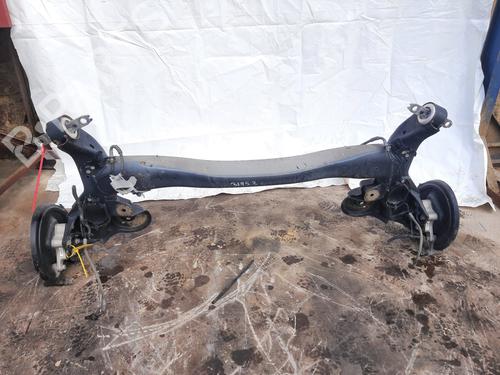 Used Rear axle PEUGEOT 3008 II SUV (MC_, MR_, MJ_, M4_) [2016-2025]  17719303
