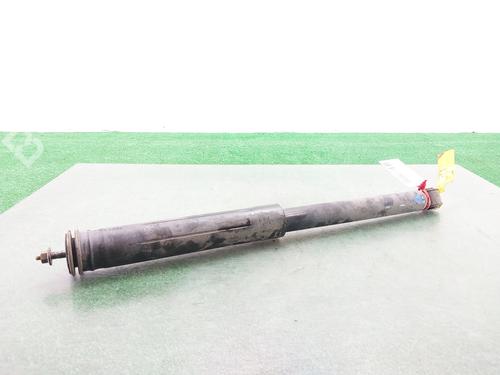 Used Right rear shock absorber TOYOTA YARIS (_P13_) 1.0 (KSP130_, KSP130) (69 hp) 17588927