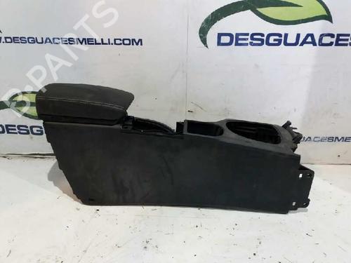 Used Armrest / Center console NISSAN QASHQAI / QASHQAI +2 I (J10, NJ10, JJ10E) 1.5 dCi (106 hp) 7153162