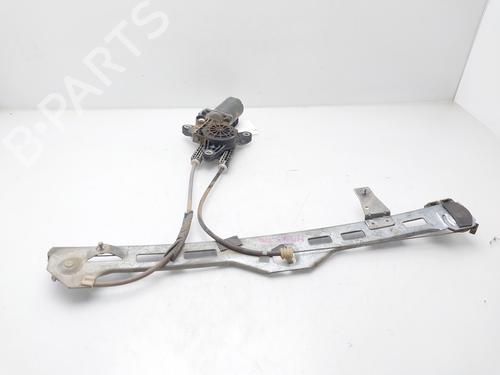 Used Front right window mechanism Front right window mechanism PEUGEOT 306 (7B, N3, N5) [1993-2003] 33952233 33952233