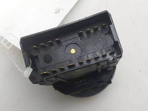 Headlight switch VW PASSAT B5 (3B2) 1.9 TDI | BP39595808I24 - Image 4