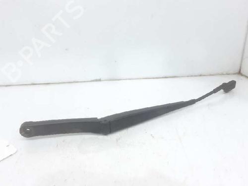 Used Front windshield wiper arm VW PASSAT B6 (3C2) 2.0 TDI (140 hp) 5660765