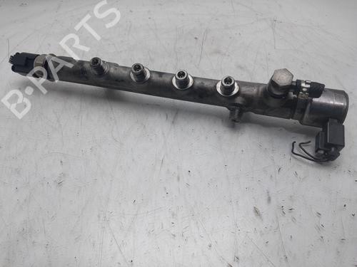 Used Injection rail Injection rail 36648402 36648402