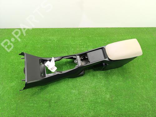 Armlæn VOLVO V40 Hatchback (525) D2 | BP30603256I20 