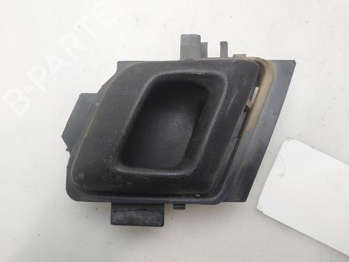 Puxador interior frente esquerdo Puxador interior frente esquerdo 38294051 38294051