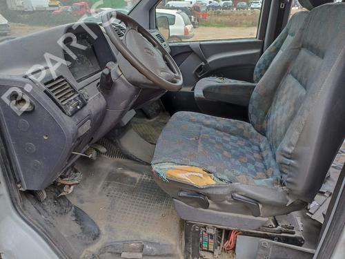 Fuse box MERCEDES-BENZ VITO Van (W638) 110 CDI 2.2 (638.094) | BP13700070E1