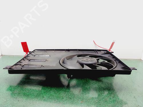 Radiator fan VOLVO V40 Hatchback (525) D2 | BP31876875M35