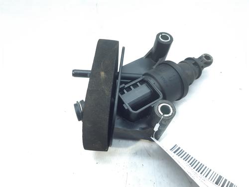Used Clutch slave cylinder FORD FIESTA VI (CB1, CCN) 1.0 (80 hp) 14006291