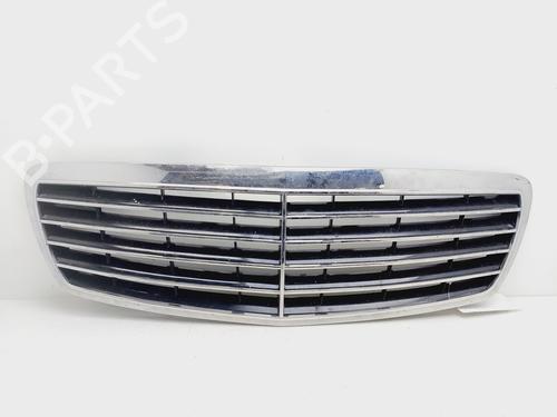 Used Grille MERCEDES-BENZ E-CLASS (W211) E 320 CDI (211.026) (204 hp) 26926555