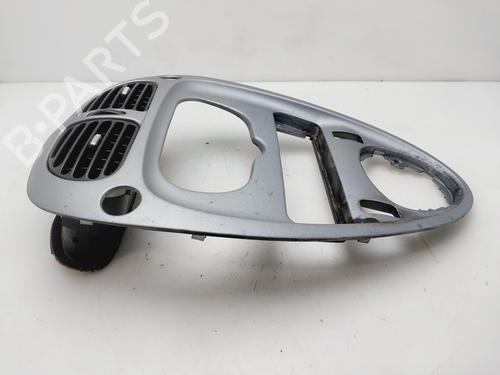 Middle console CITROËN XSARA PICASSO (N68) 1.6 HDi | BP31305879I22