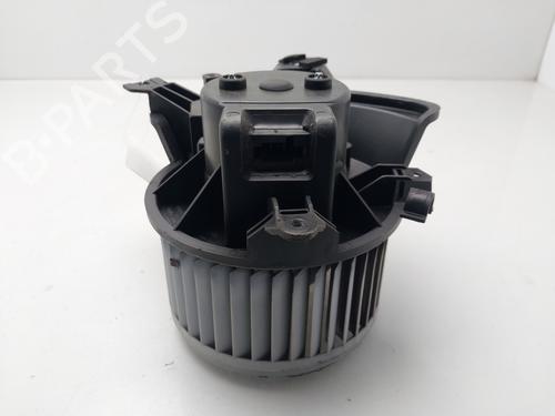 Used Heater blower motor Heater blower motor FIAT DOBLO Cargo (263_) 1.6 D Multijet (263WXD1B, 263WXR1B, 263WXX1B, 263ZXD1B,... (105 hp) 36672147 36672147