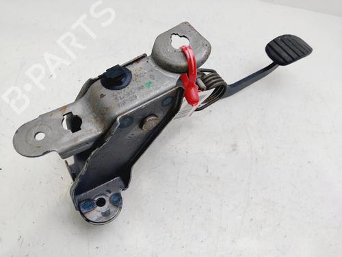 Clutch pedal RENAULT CLIO III Grandtour (KR0/1_) 1.5 dCi (KR0F) | BP30553506I13 