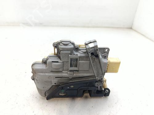 Used Front left lock Front left lock 37026589 37026589