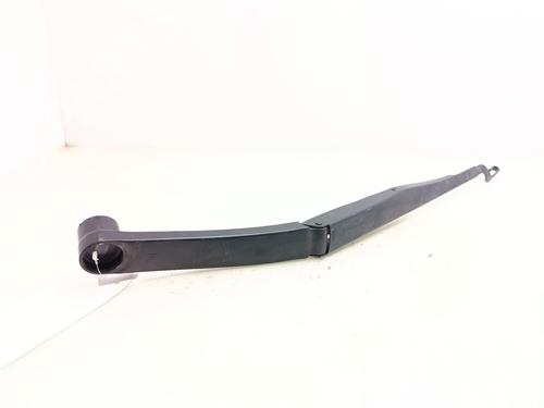 Used Front windshield wiper arm HYUNDAI i40 I (VF) 1.7 CRDi (116 hp) 28123852