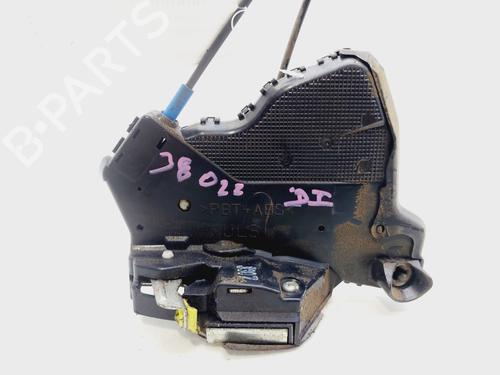 Used Front left lock TOYOTA AVENSIS Estate (_T25_) 2.0 D-4D (ADT250_, ADT250R) (126 hp) 26572641
