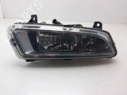 Used Right front fog light Right front fog light 39202853 39202853