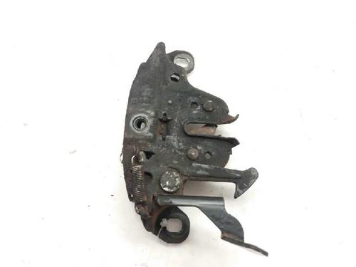 Used Hood lock NISSAN X-TRAIL I (T30) 2.2 dCi 4x4 (136 hp) 8764870