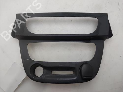 Console centrale Console centrale RENAULT MEGANE III Grandtour (KZ0/1) [2008-2016] 36070863 36070863
