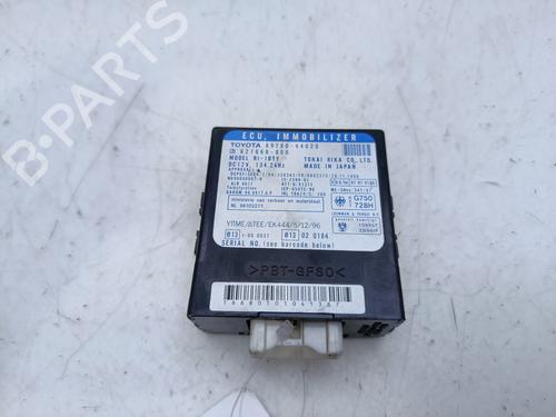 Used Electronic module TOYOTA PICNIC (_XM1_) 2.2 D (CMX10_, CXM10G) (90 hp) 31611204