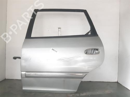 Porta trás esquerda KIA CARENS II MPV (FJ) 2.0 CRDi (113 hp) 12410436