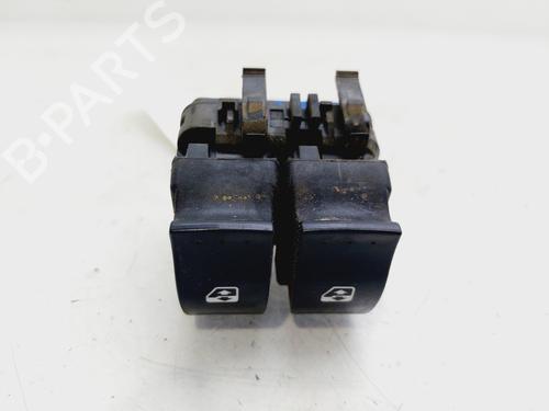 Used Left front window switch RENAULT CLIO II (BB_, CB_) 1.2 16V (BB05, BB0W, BB11, BB27, BB2T, BB2U, BB2V, CB05,... (75 hp) 29255766