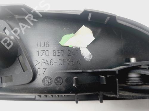 Front left interior door handle SKODA OCTAVIA II (1Z3) 1.6 TDI | BP29172945I13 
