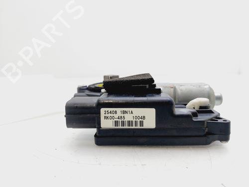 Rudehejsemotor forskærm højre INFINITI EX 30d | BP23262617E20 