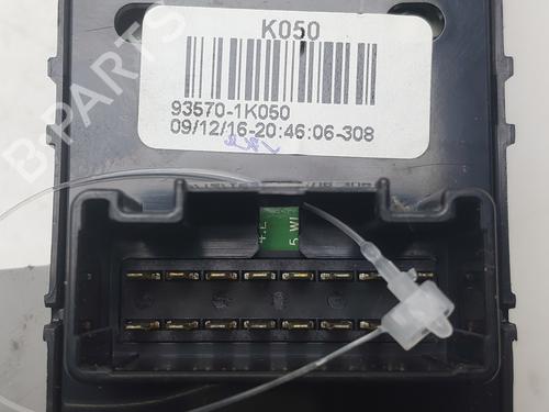 Left front window switch HYUNDAI ix20 (JC) 1.4 CRDi | BP33620093I27 - Image 2