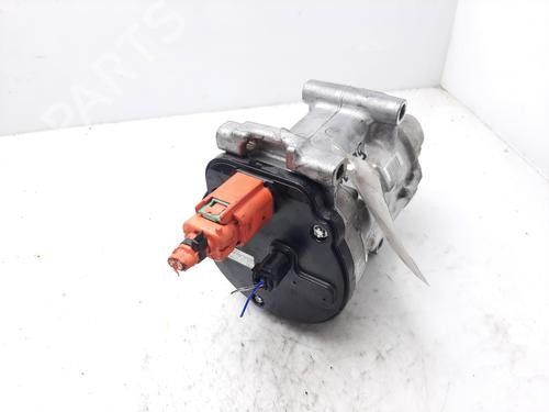 Used AC compressor TOYOTA YARIS (_P13_) 1.5 (NSP131_) (112 hp) 16005259