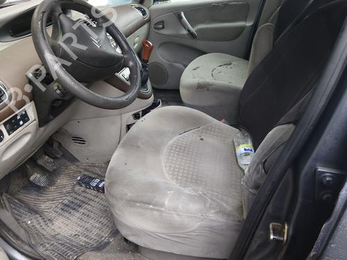 Left front window switch CITROËN XSARA PICASSO (N68) 1.6 HDi | BP32228055I27