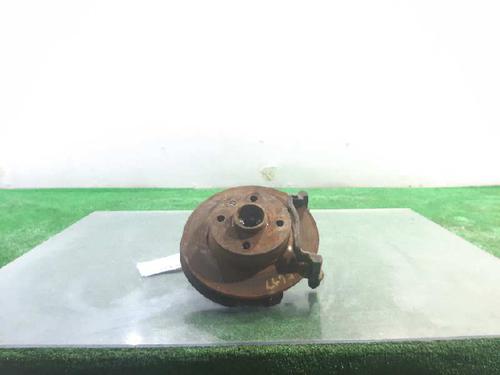Used Right front steering knuckle SKODA FELICIA II (6U1) 1.9 D (64 hp) 6818471