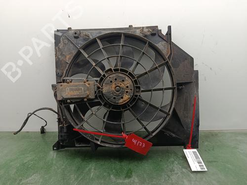 Used Radiator fan Radiator fan BMW 3 (E46) 318 i (118 hp) 32986297 32986297