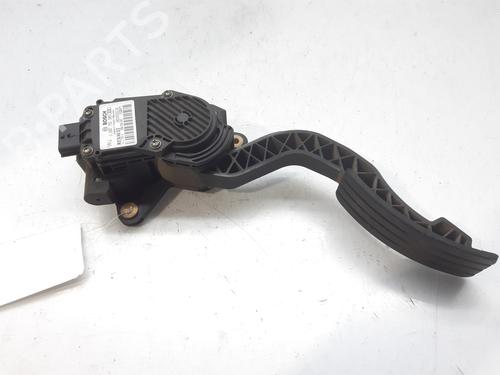 Pedal RENAULT LAGUNA III (BT0/1) 2.0 dCi (BT07, BT0J, BT14, BT1A, BT1S) (131 hp) 11733161