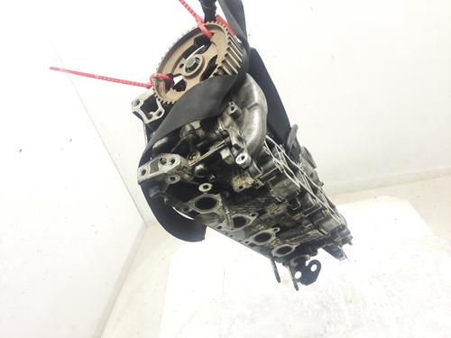 Used Cylinder head Cylinder head CITROËN C5 I (DC_) 2.0 HDi (DCRHZB, DCRHZE) (109 hp) 28418126 28418126