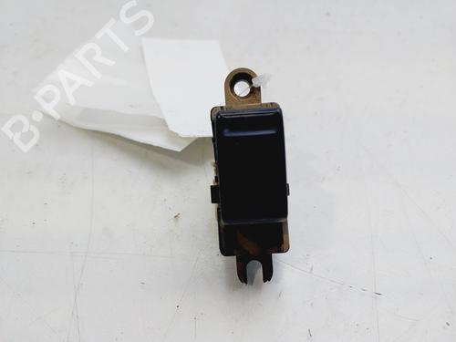 Used Right rear window switch NISSAN X-TRAIL I (T30) [2001-2013]  18667797