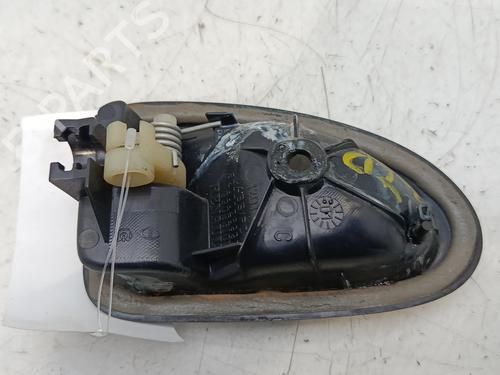 Poignée intérieure arrière droite RENAULT SCÉNIC I MPV (JA0/1_, FA0_) 1.9 dCi RX4 | BP29704061I16