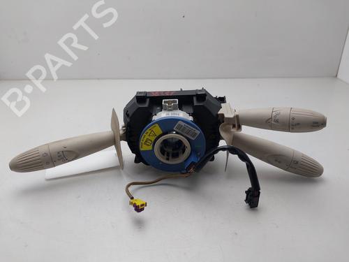 Used Steering wheel controls Steering wheel controls 38675819 38675819
