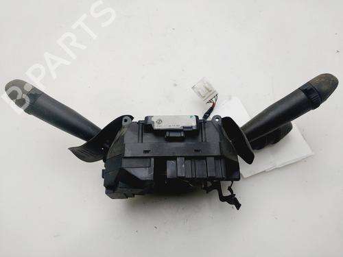 Steering wheel controls ALFA ROMEO GT (937_) 1.9 JTD (937CXN1B) | BP32083179E15 