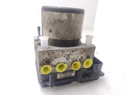 Used ABS pump RENAULT MASTER III Van (FV) [2010-2025]  29512664