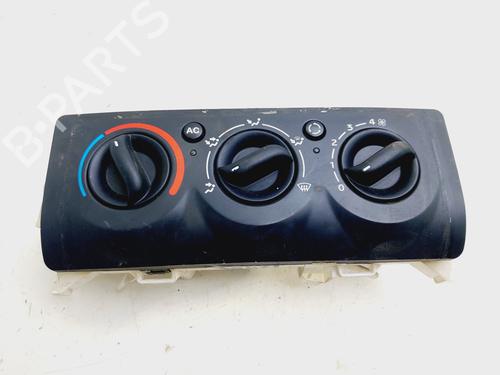 AC-Styringsenhed/Manøvreenhed RENAULT CLIO II (BB_, CB_) 1.2 16V (BB05, BB0W, BB11, BB27, BB2T, BB2U, BB2V, CB05,... (75 hp) 29219980