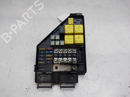 Fuse box LAND ROVER FREELANDER I (L314) 2.0 Td4 4x4 | BP17046985E1 